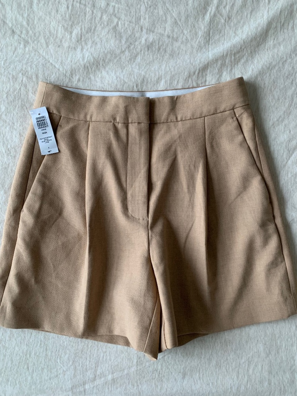 Wilfred shorts in Heather Oat Beige Women's size 4 - Picture 1 of 4